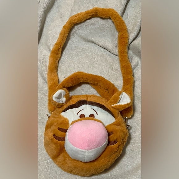 Tigger head soft cross body purse with handles too - Picture 1 of 4